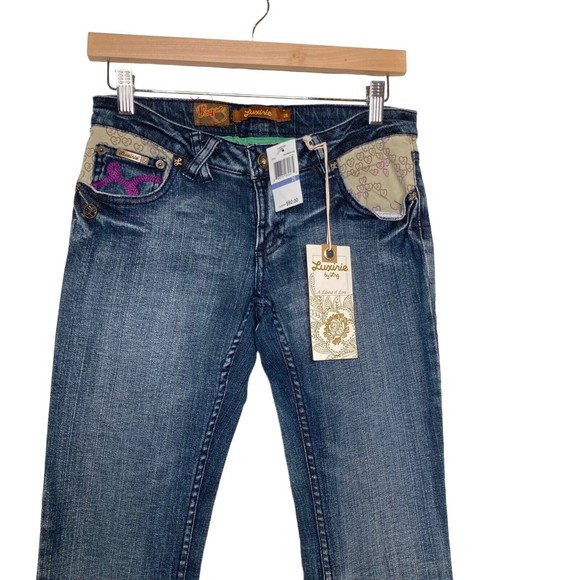 Luxirie by LRG Baby Heart Camo Bootcut Distressed Stretch Flared Jeans 26 NWT - Picture 3 of 12